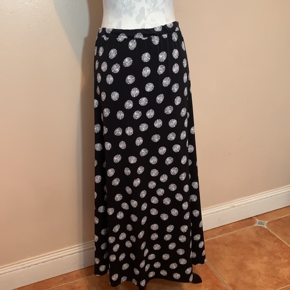 Chico’s Black With White Polka Dot Long Polyester Maxi Skirt - Picture 5 of 7